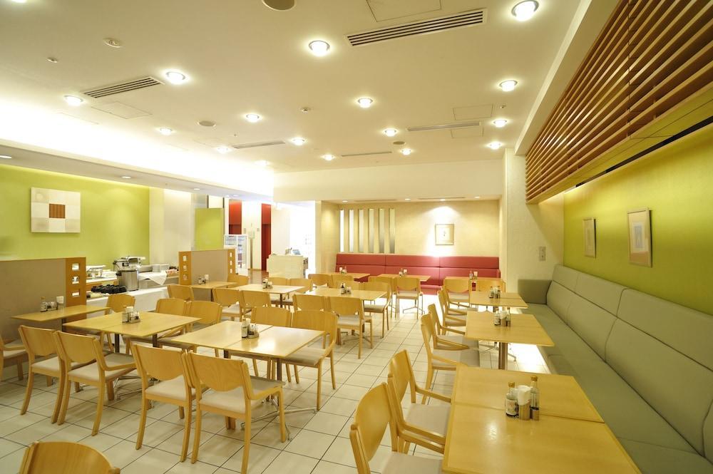 Hotel The Lutheran Osaka Exterior photo