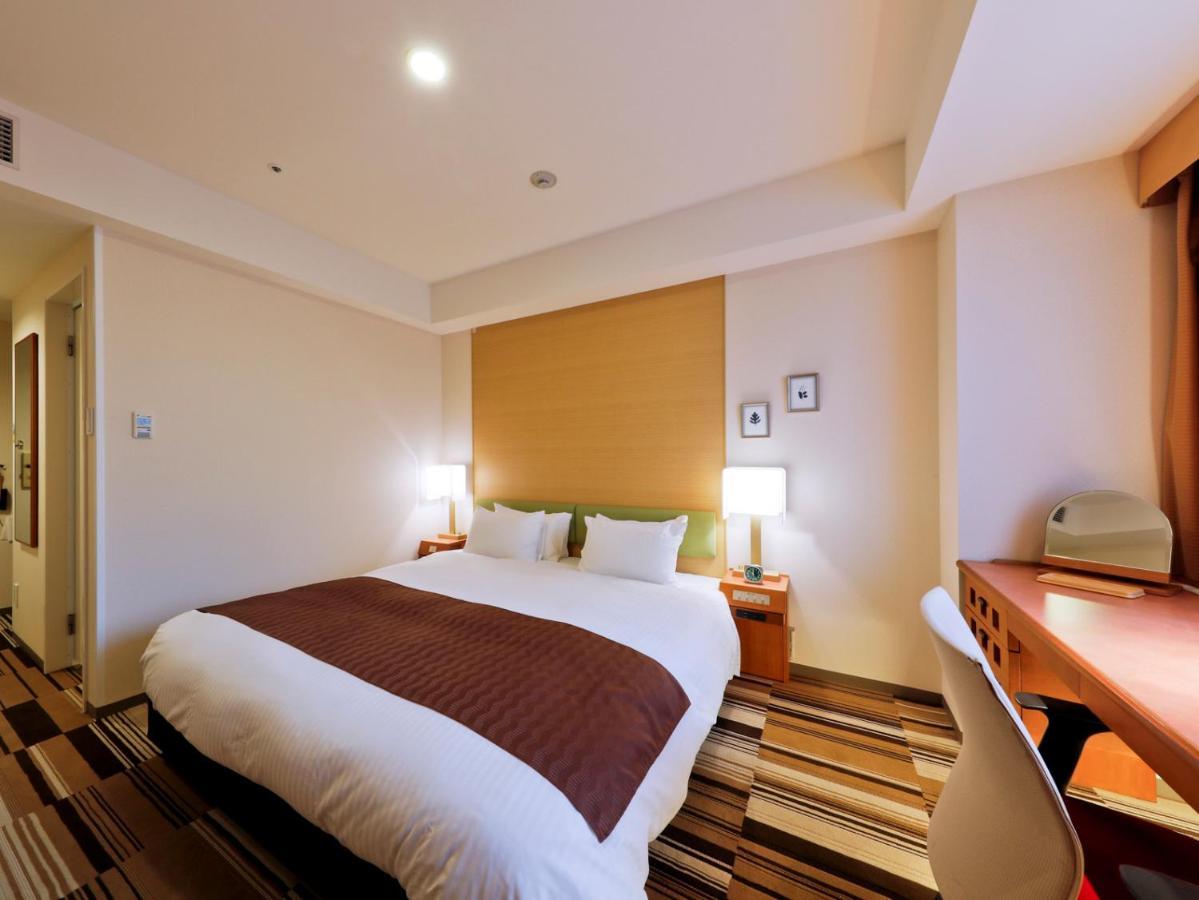 Hotel The Lutheran Osaka Exterior photo