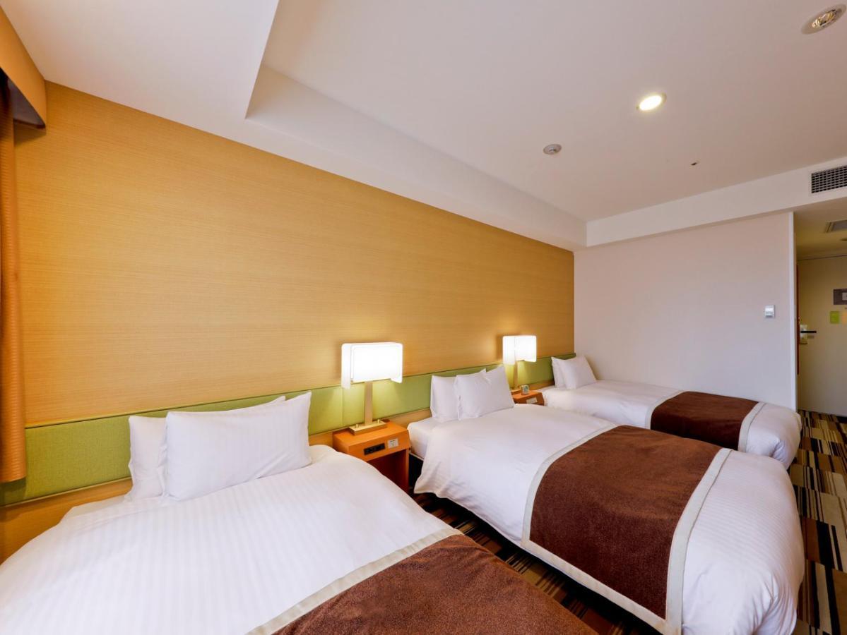 Hotel The Lutheran Osaka Exterior photo
