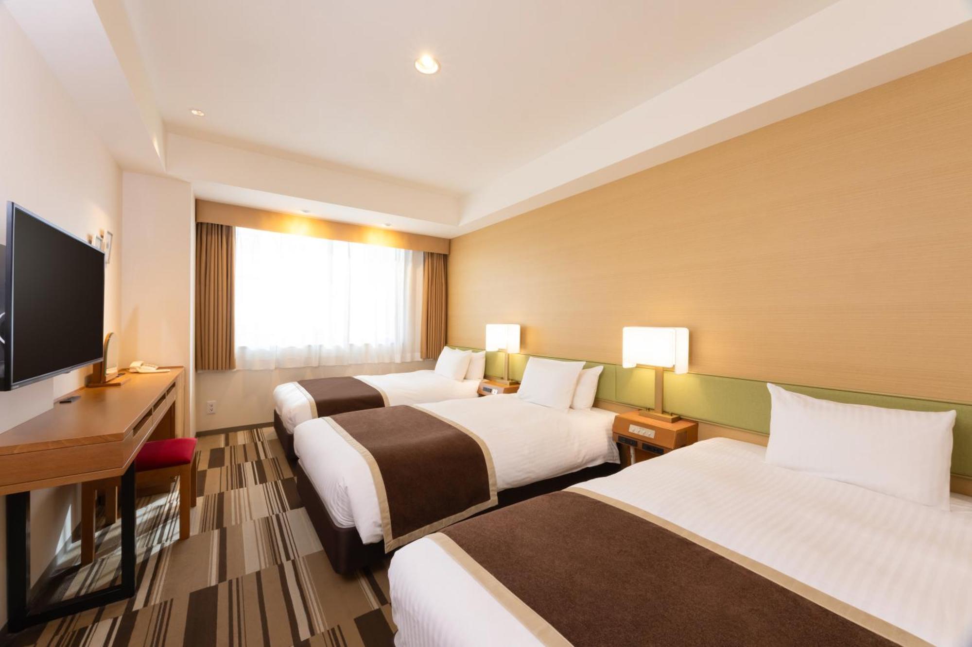 Hotel The Lutheran Osaka Exterior photo