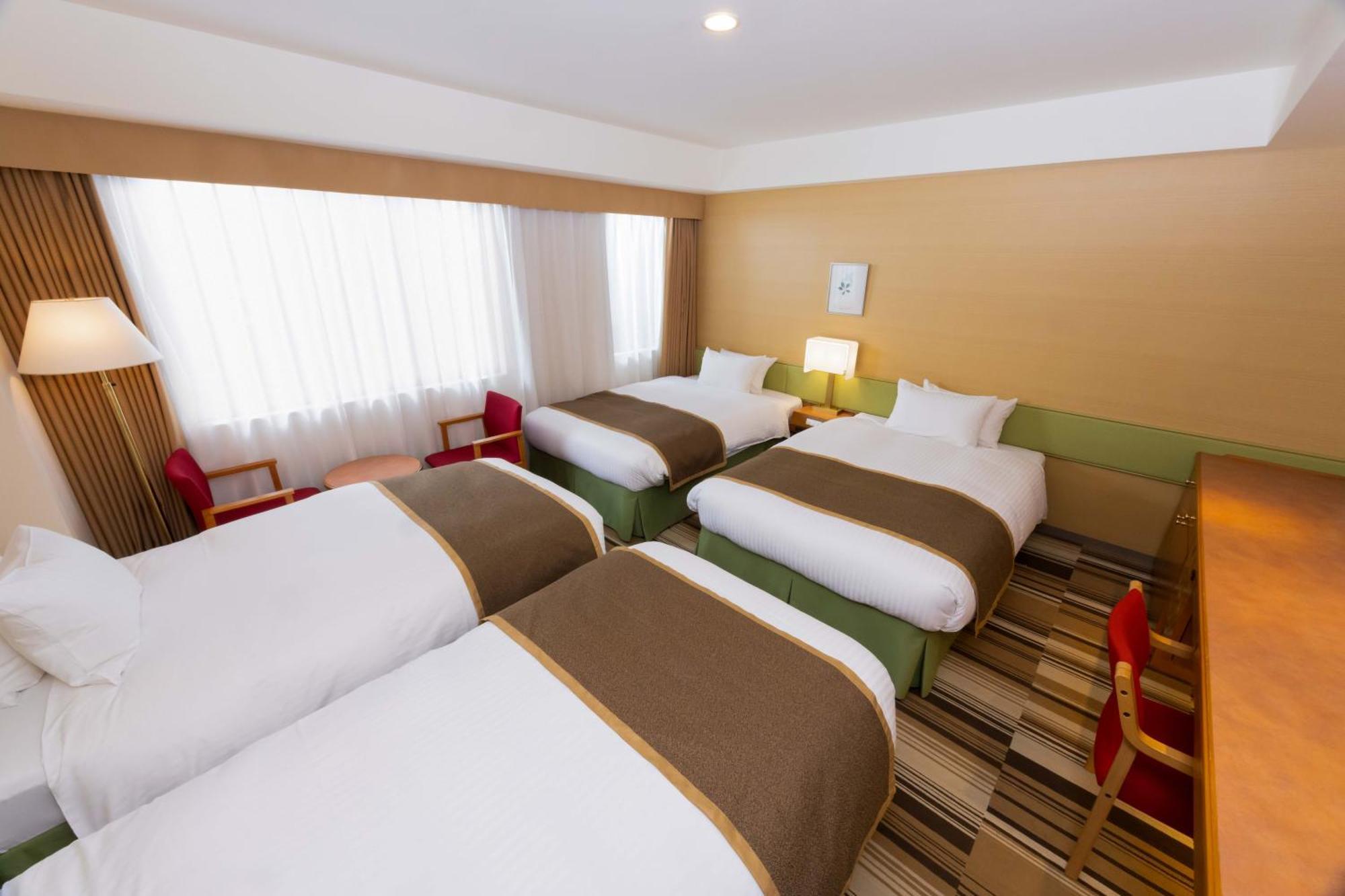 Hotel The Lutheran Osaka Exterior photo